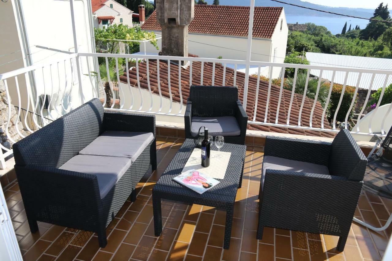 Holiday Home Platanus Trsteno Exterior foto